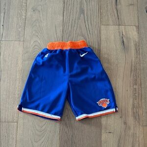 Youth New York Knicks Nike Blue Swingman Performance Shorts medium